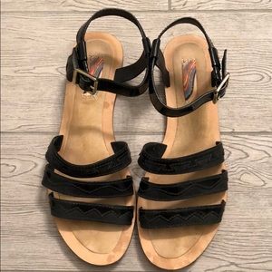 Like New Paul Smith black leather sandals size 40